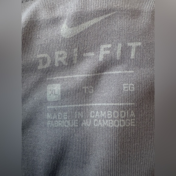 Nike Gray Dri-FIT Apparel - Picture 3 of 7
